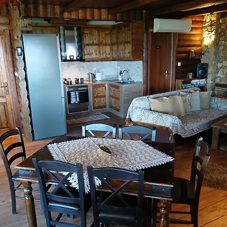 Artemis' Stone House Vakantiehuis