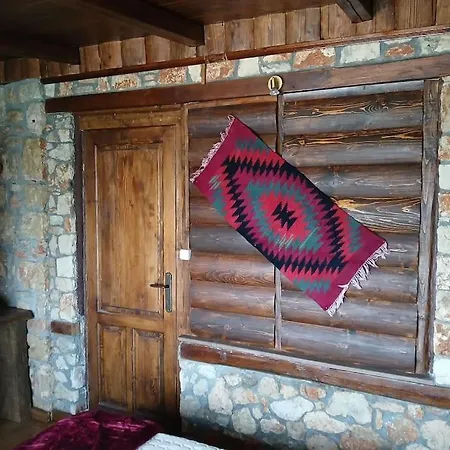 Holiday home Artemis' Stone House *